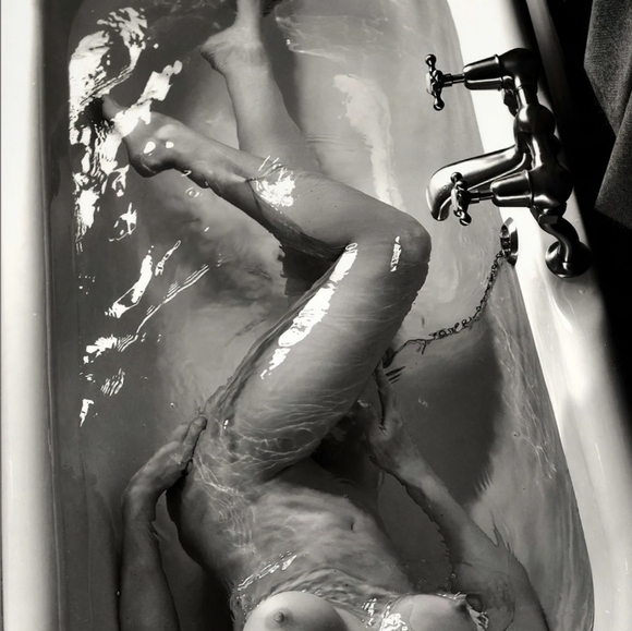 Marilyn Monroe Rare Vintage Bathroom Funny Art Print Framed 11x14 - Picture 10 of 11